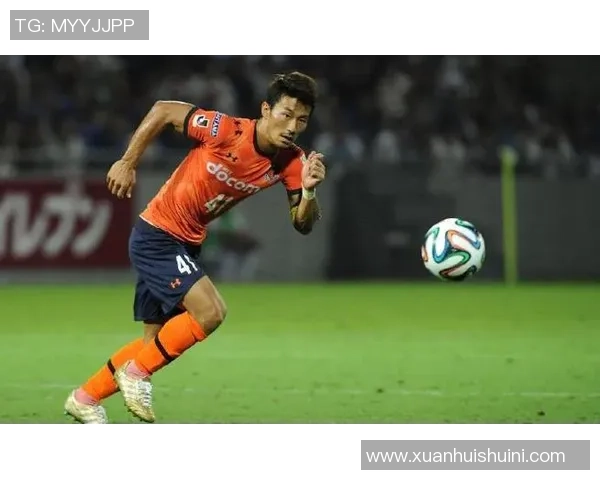 新泻天鹅与福冈新锐的激烈对决展现足球魅力与团队精神